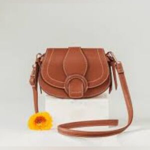 Rachel + Zoe Edessi bag - still in packaging - 3 ways to wear it